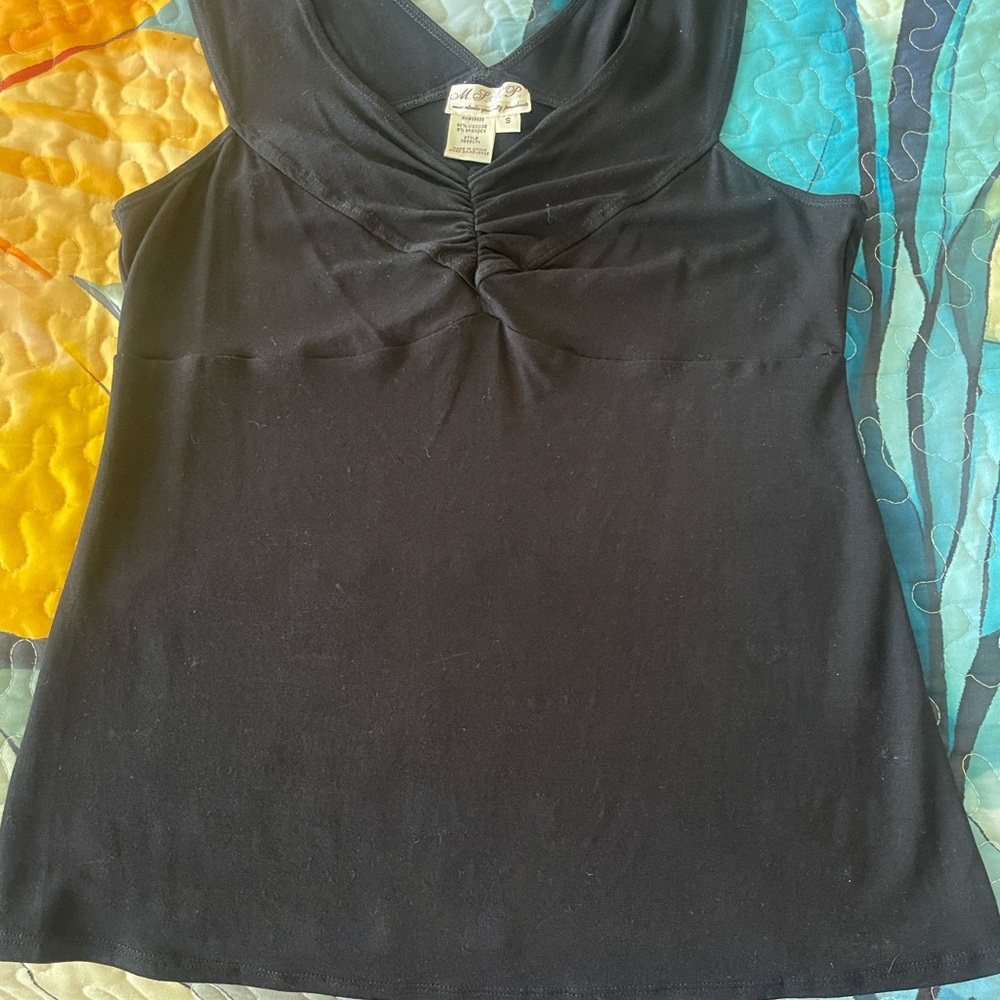 Max Studio Specialty Products Black Ruched Sleeveless Tank Top